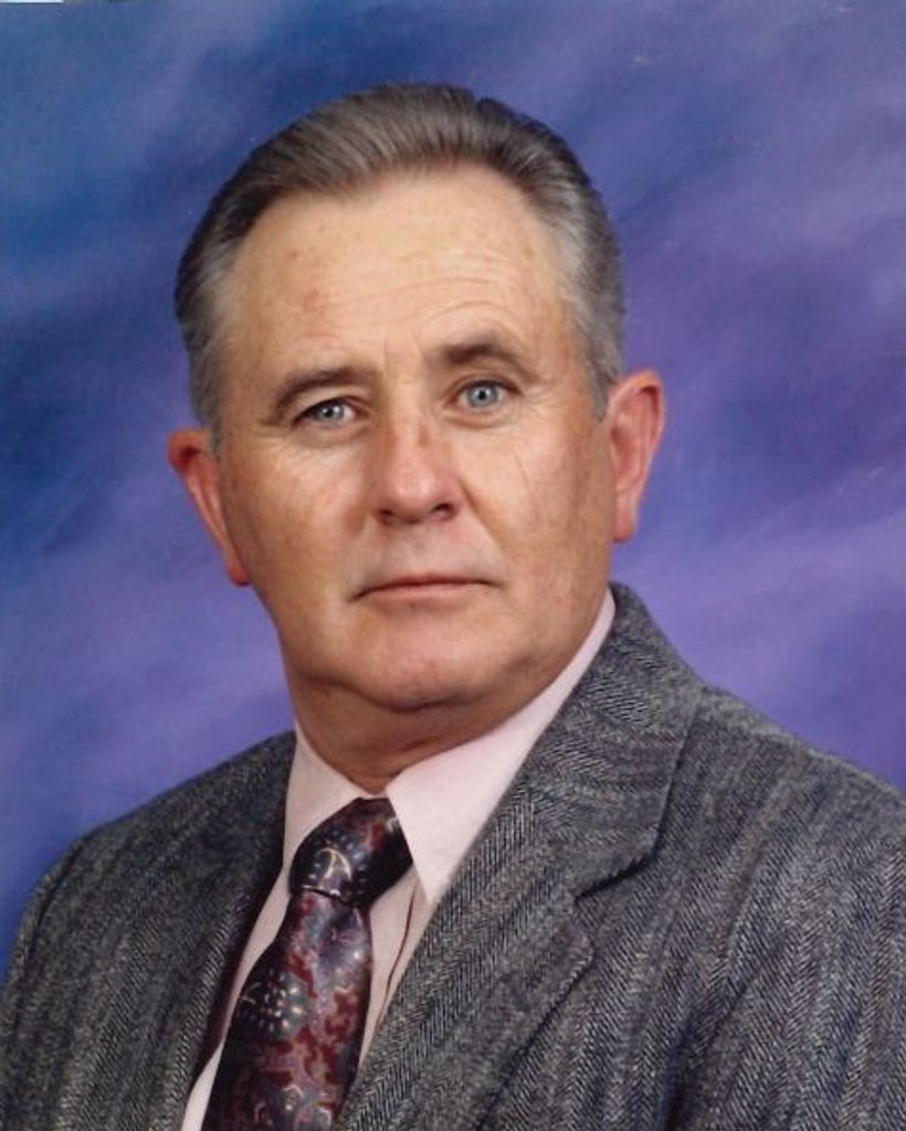 Kenneth Holtzclaw Profile Photo