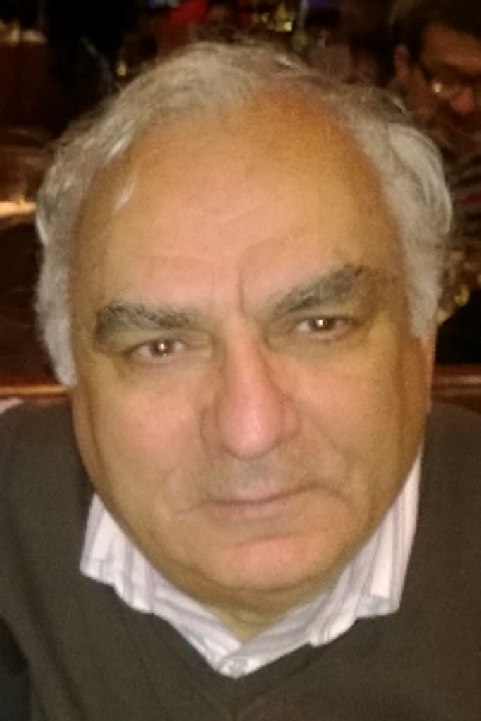 Louis Machado Profile Photo