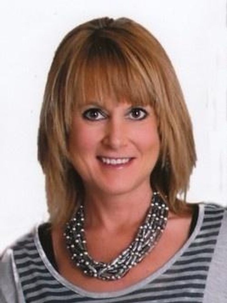 Dena Troxel-Hilyard