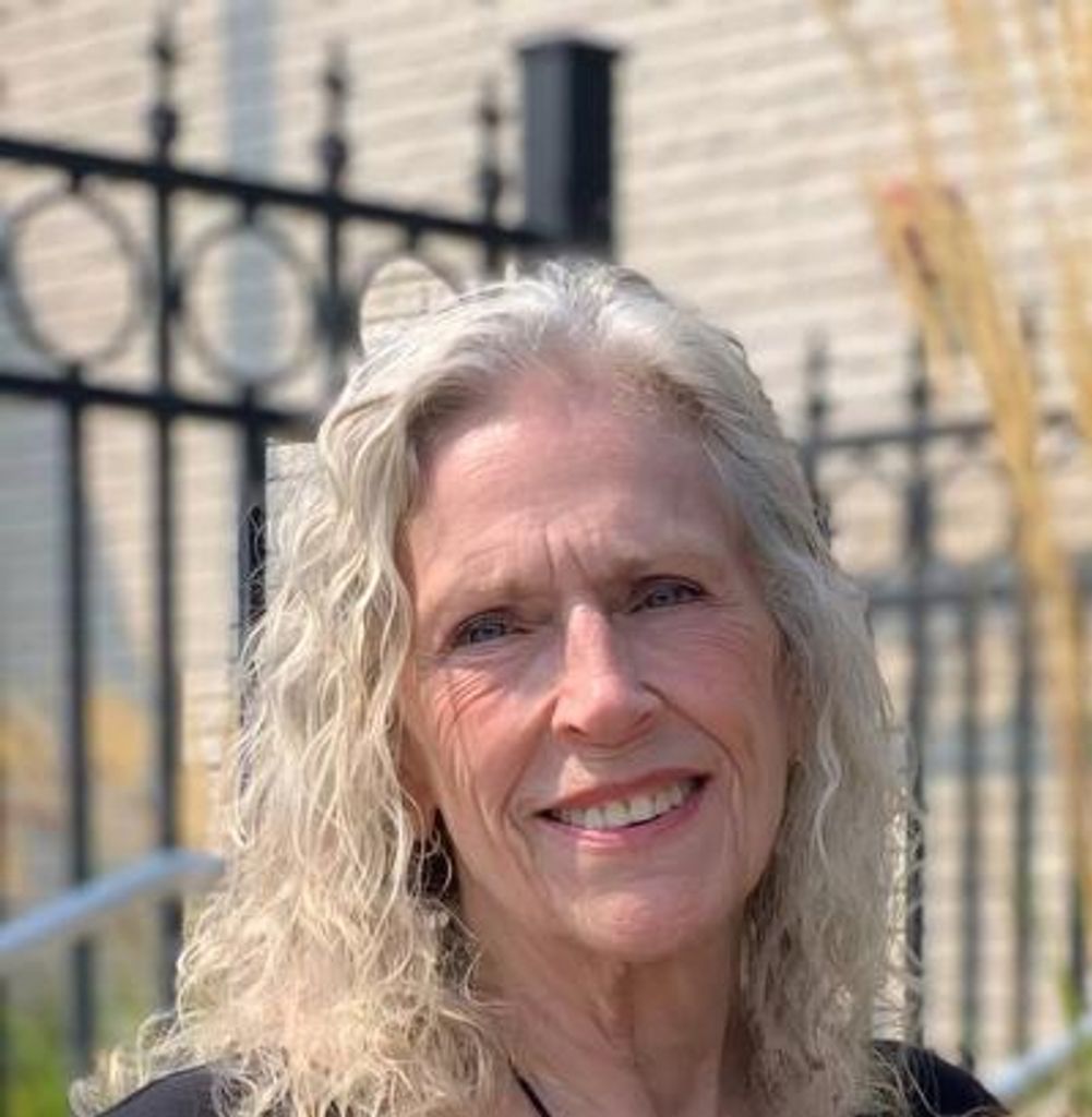 Sandra J Davis Profile Photo