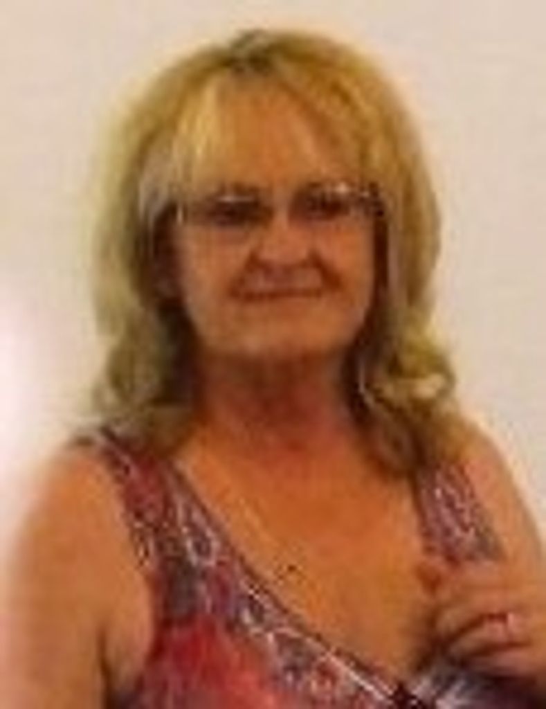 Leslie R. (Flora)  Piatt