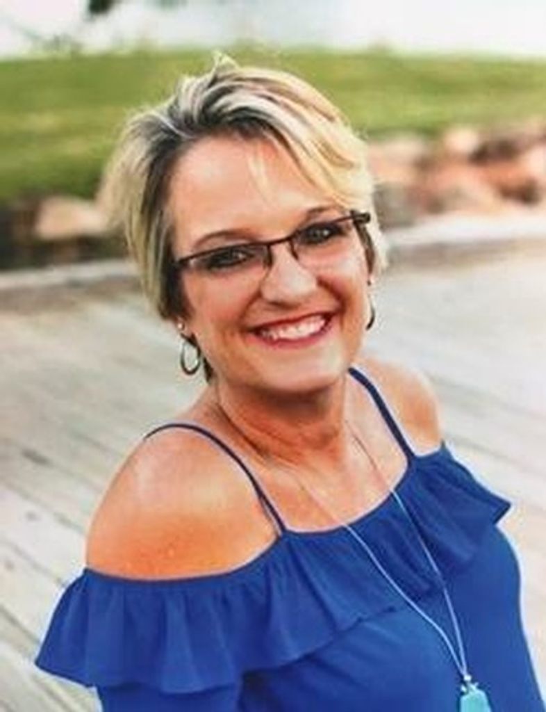 Cara Dawn Hinson Profile Photo
