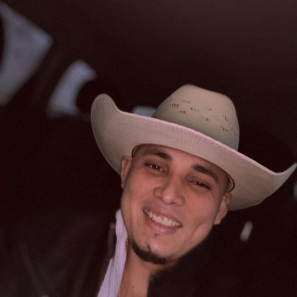 Byron Geovanny Saenz Profile Photo