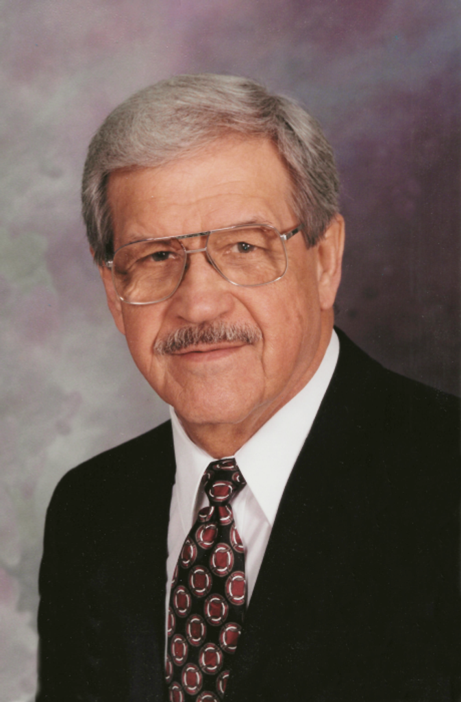 Regis Donald Komraus Profile Photo