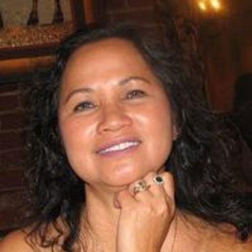 Teresita Astorga Ficenec Profile Photo