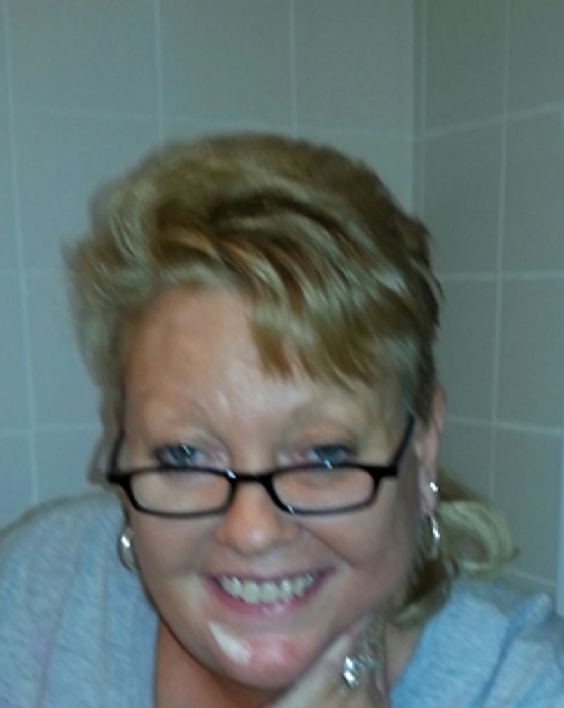 Gail  Lynn Hunt Warlick