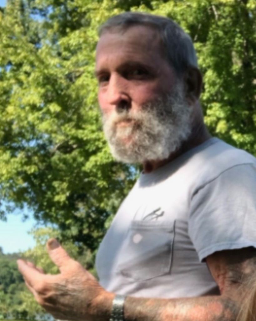 Anthony Todd Hart Profile Photo