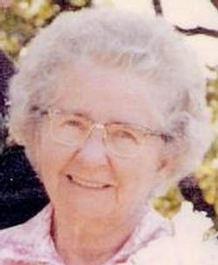 Eshter Schamberger Profile Photo