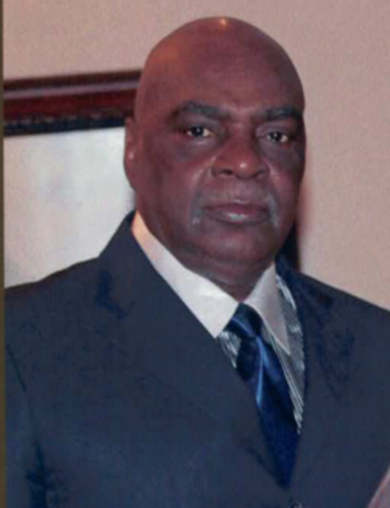 Earl Ray, Jr. Profile Photo