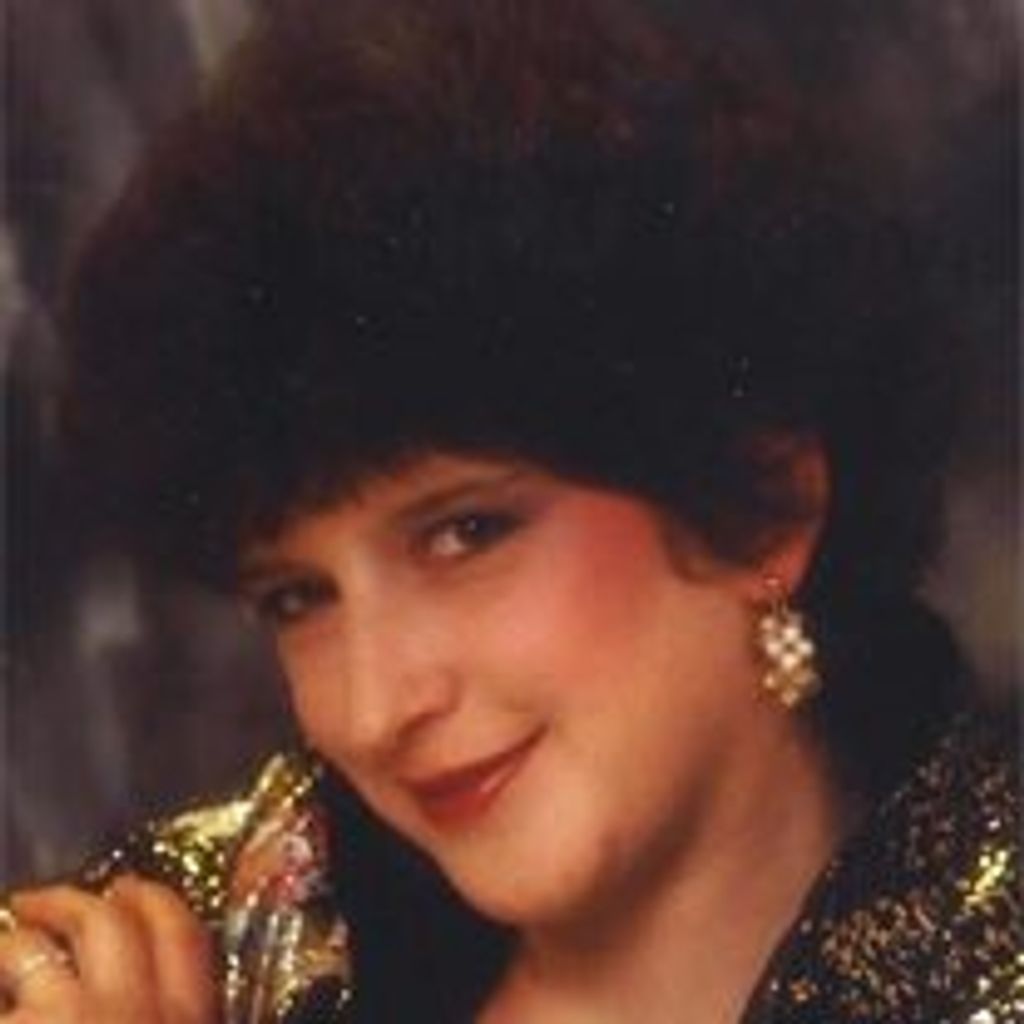 Karen M. "Schmitt" Pexton