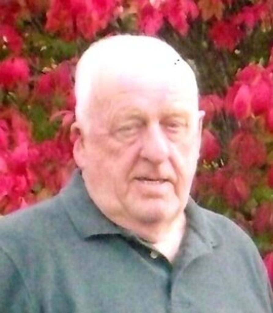 Henry Schumacher Profile Photo