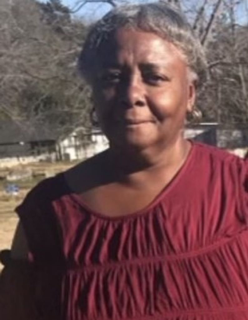 Linda Backus Profile Photo