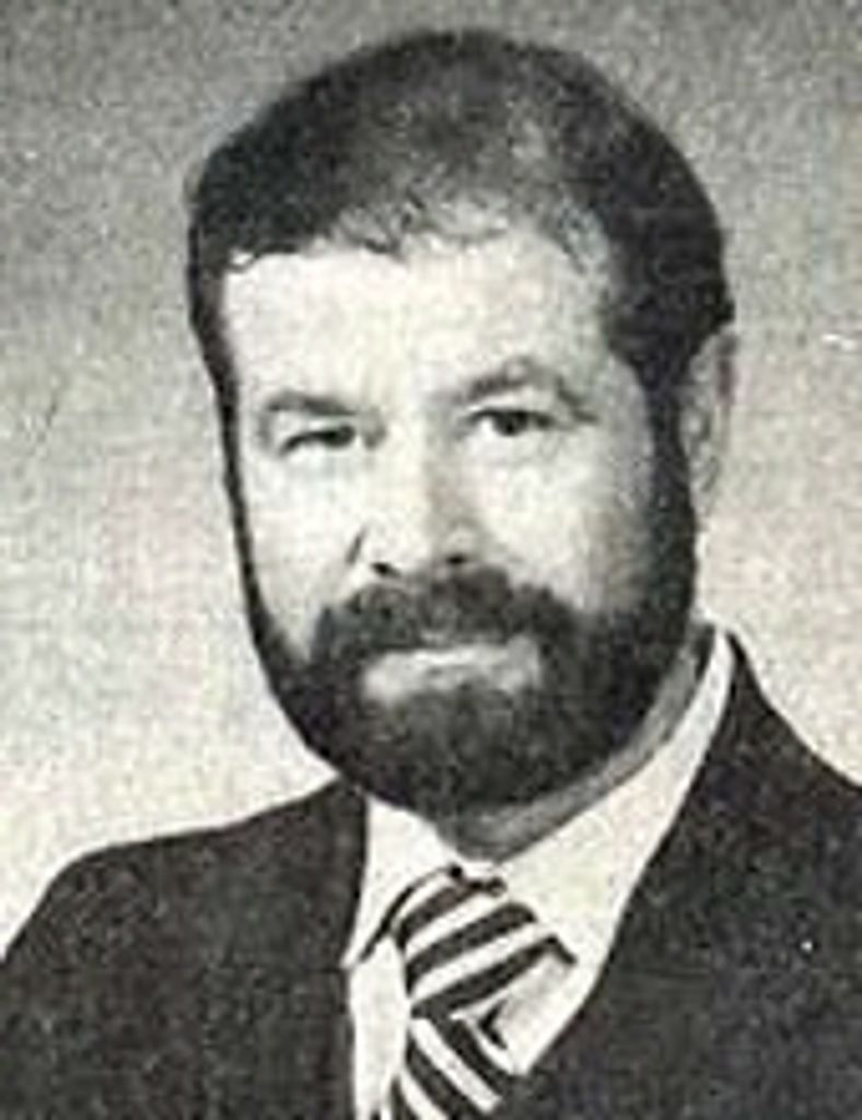 Thomas  E. Selberg