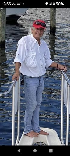 Steven Riggio photo gallery thumbnail 2 of 7