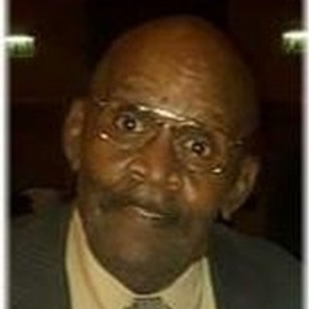 Leon Hinds