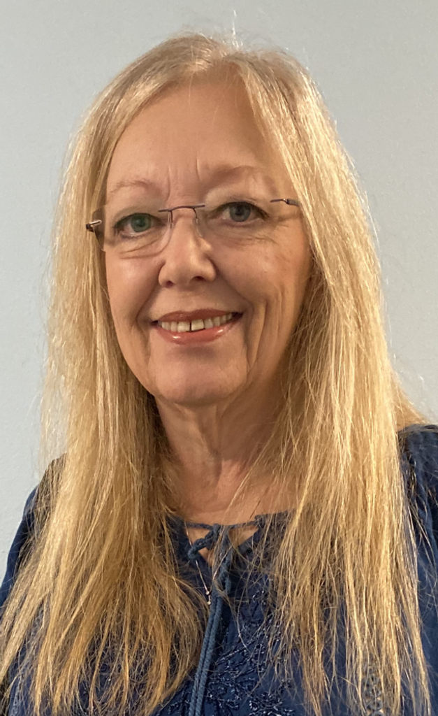 Karen D Smith