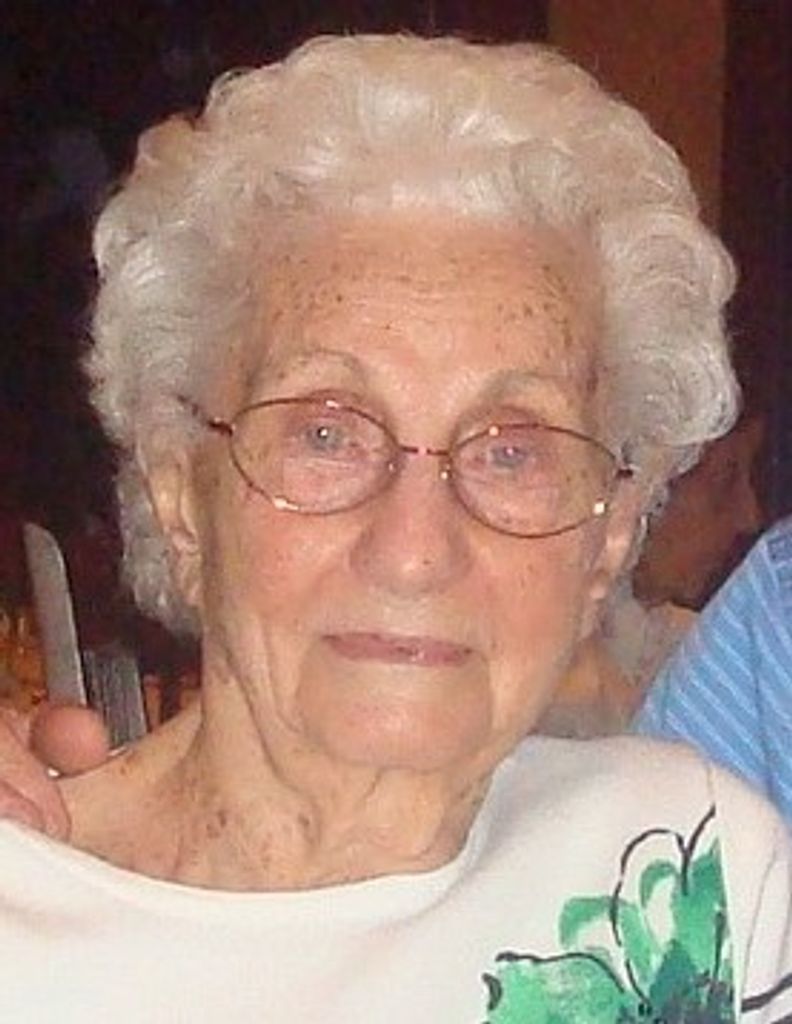 Elizabeth Plundo