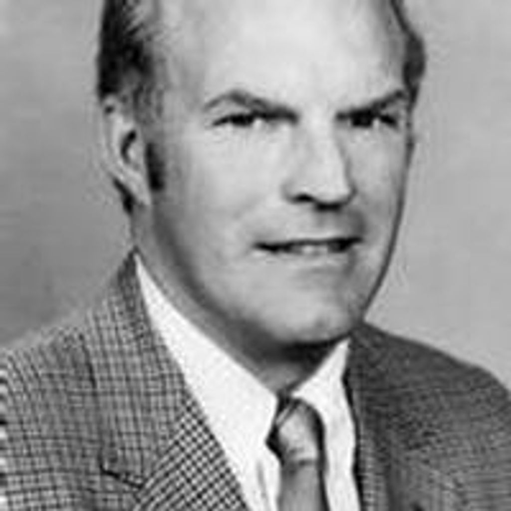 Tom Mathews