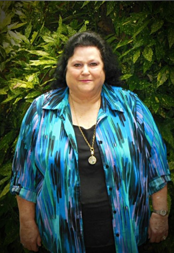 Joyce Carolyn Head