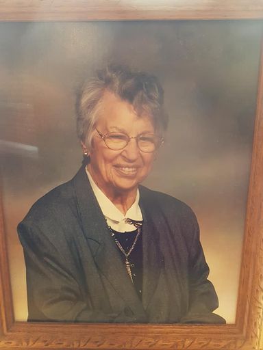 Muriel Carrie (Hall)  Hall photo gallery thumbnail 45 of 133