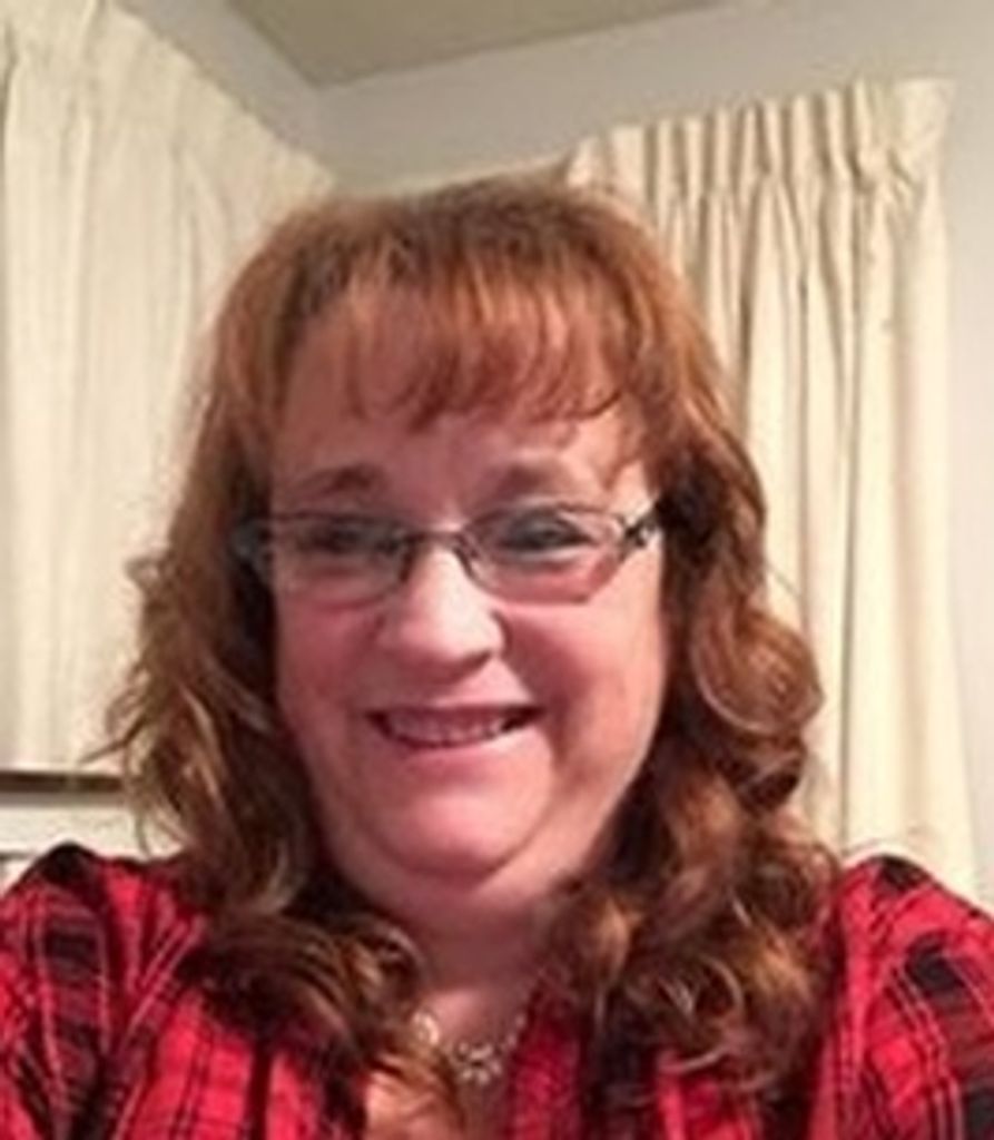 Mary Holschbach Profile Photo