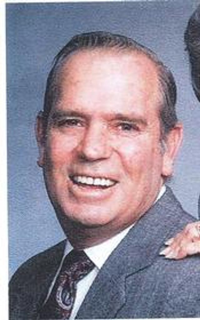 Howard " Bill " William Bradt