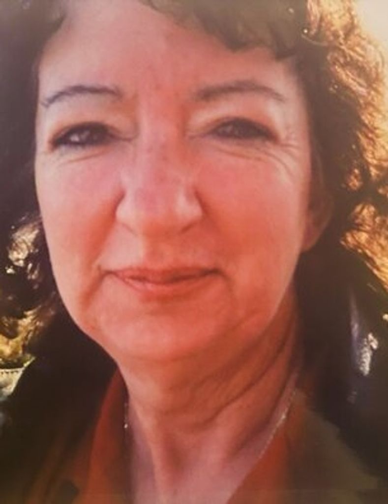 Susan Myrtle Pucci Profile Photo