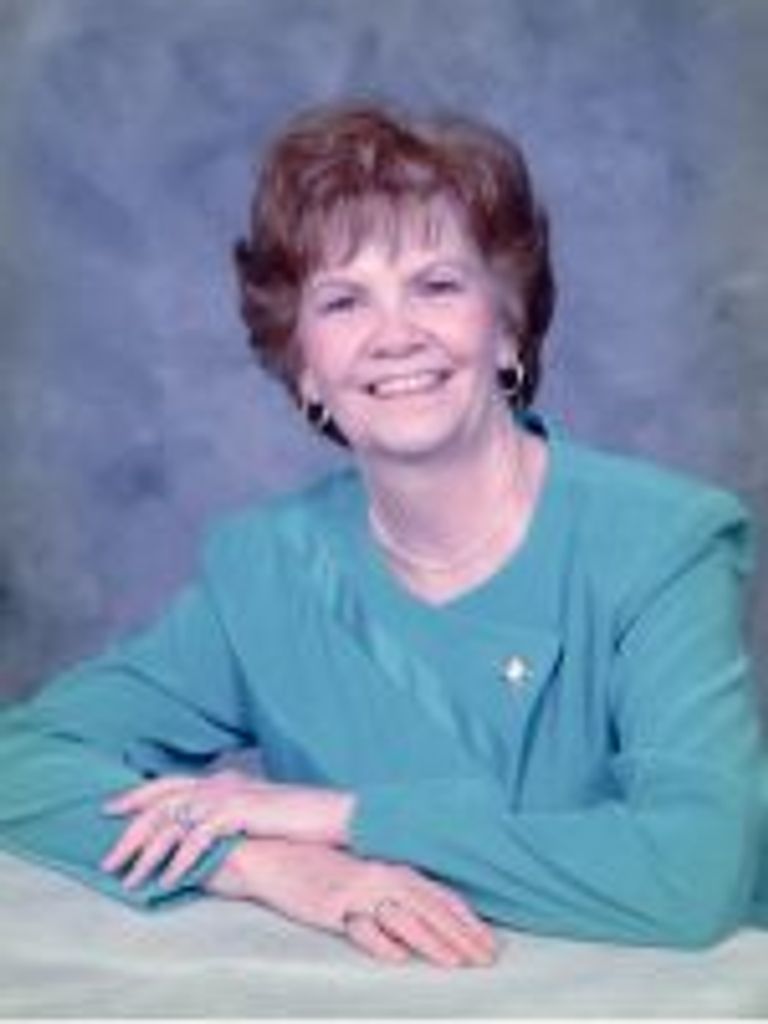 Mina Lee Emhoff