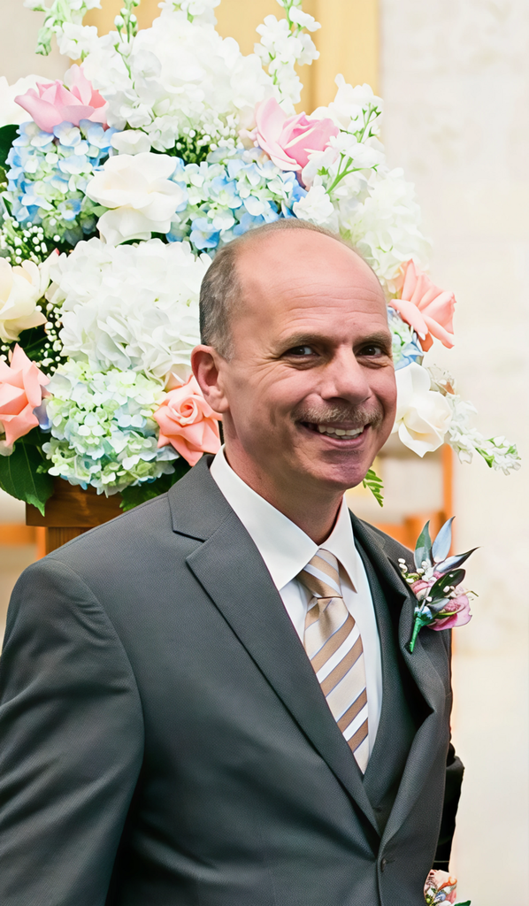 Carlos Joseph Mionis Profile Photo