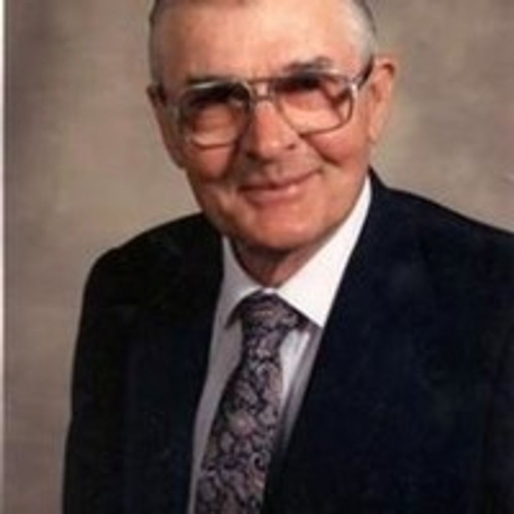 Roy M Hicks