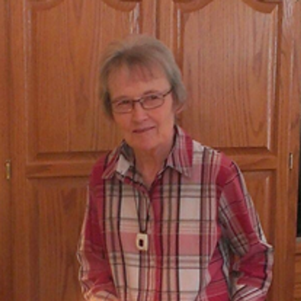 Beverly Bastel