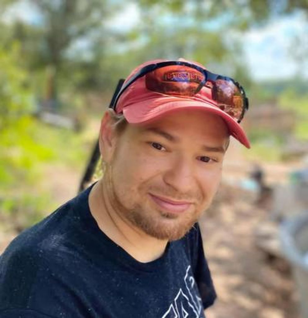Jonathan James Ambert Profile Photo