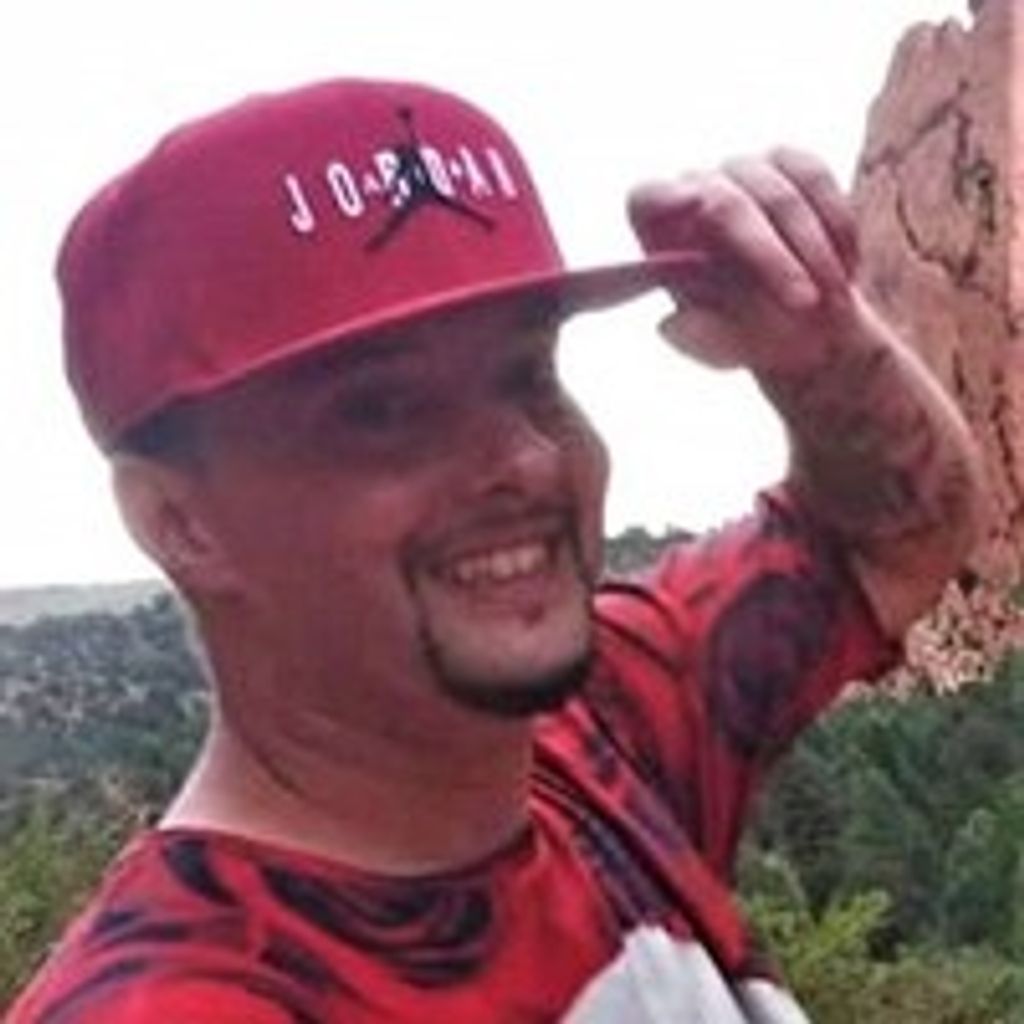 Joshua Lee Russell Profile Photo