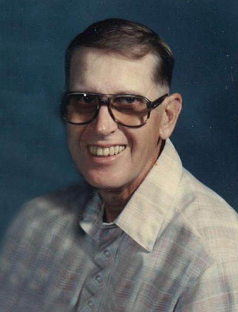 Walter Lloyd Halvorson Profile Photo