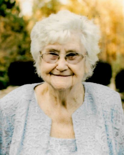 Lillie Nixon Seegers's obituary image
