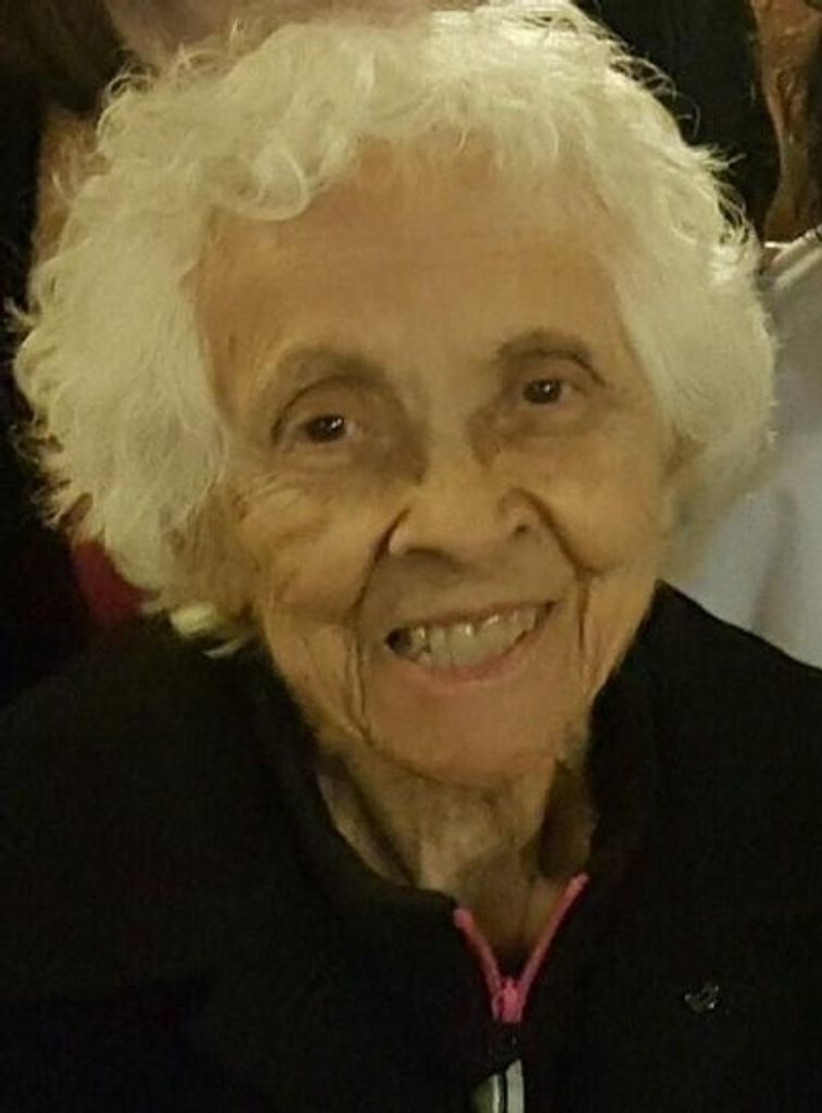 Estefanita Peralta Profile Photo