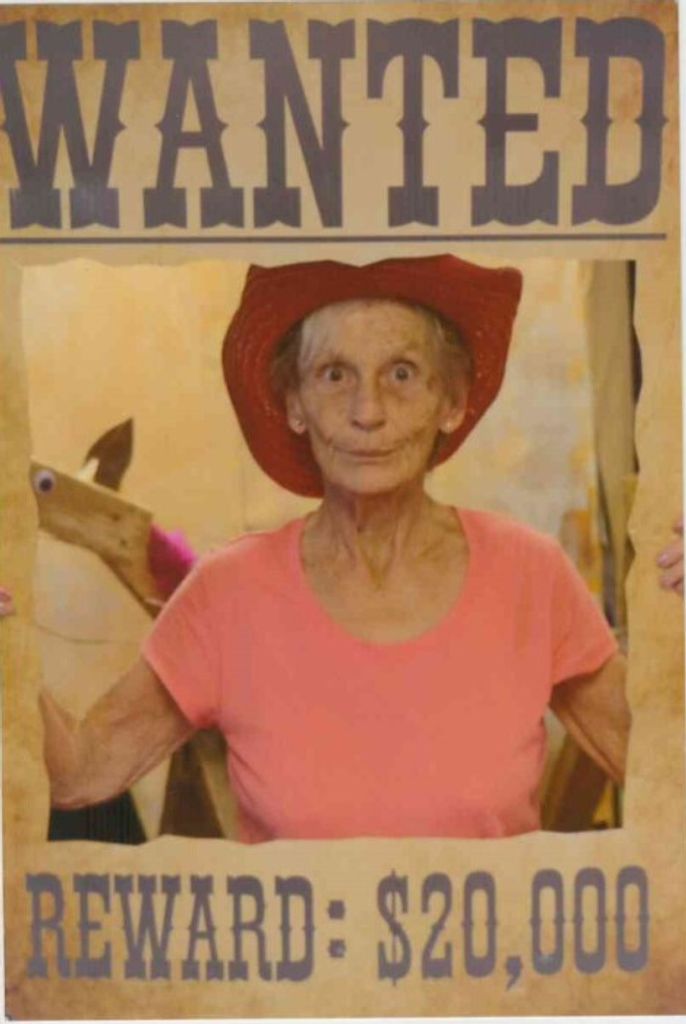 Paulette J. "Pj" (Wetklow)  Elwood Profile Photo