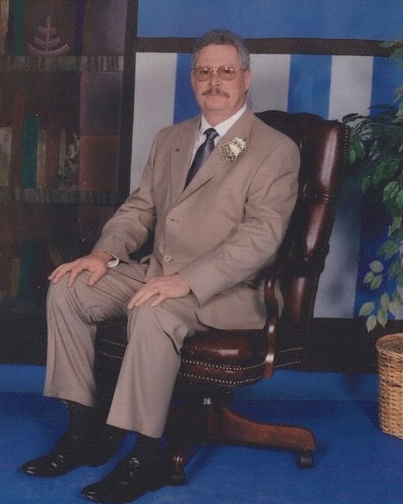 Robert Allen Wood Profile Photo