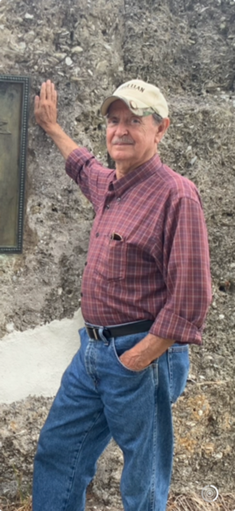 Danny Howard Warren Profile Photo