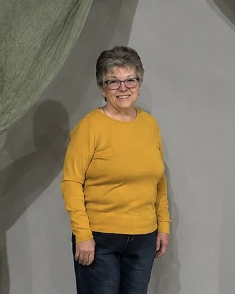Debra Lee Brown Profile Photo