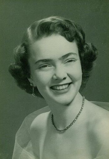 Charlotte Cooper Profile Photo