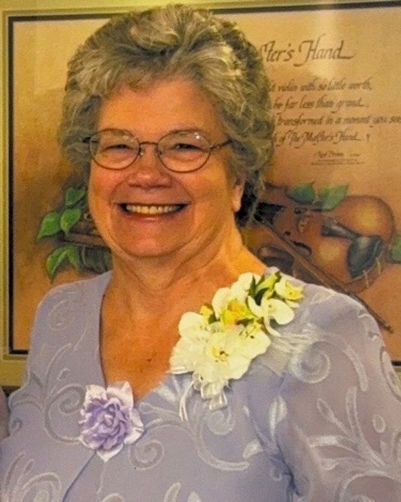 Hellon Stokes White Profile Photo