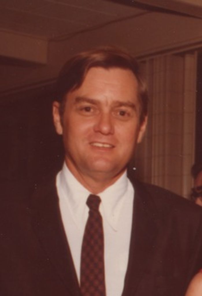 Robert Hall Profile Photo
