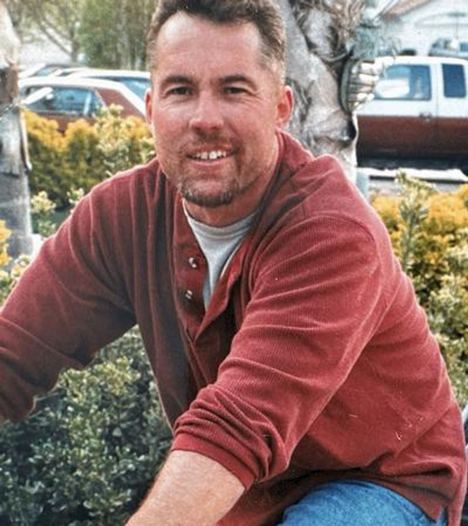 Ross Michael Mcneil Profile Photo