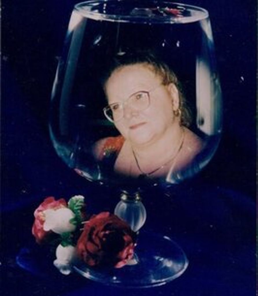 Rebecca Warren Profile Photo
