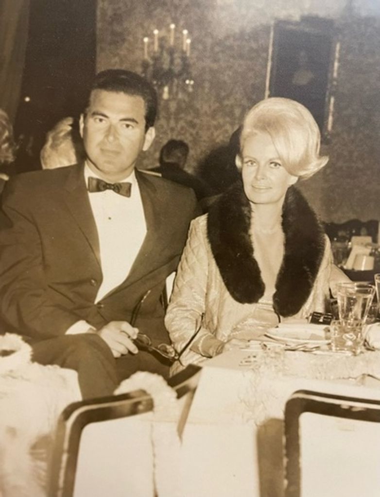 Gordon & Jane Gold Profile Photo