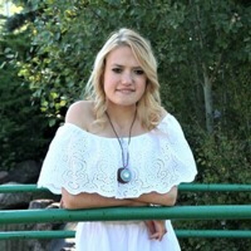 Nicole Ellen Kienzle