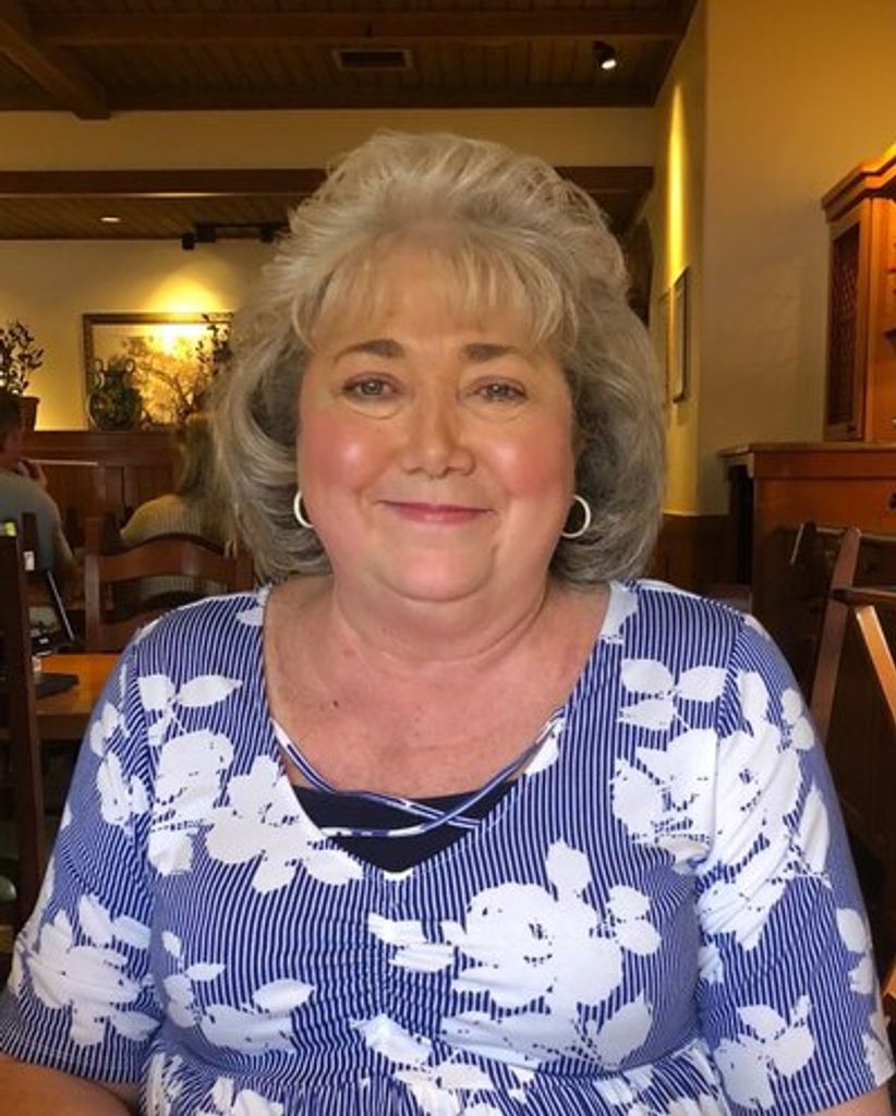 Robin Elaine Hight Profile Photo