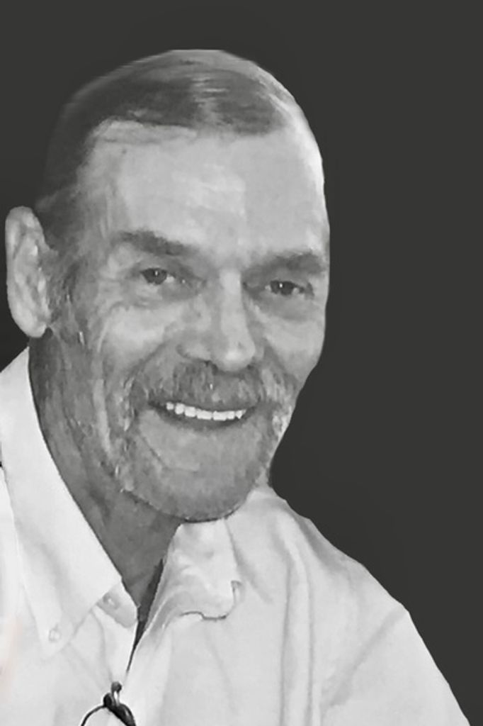 Robert Chambers, Jr. Profile Photo