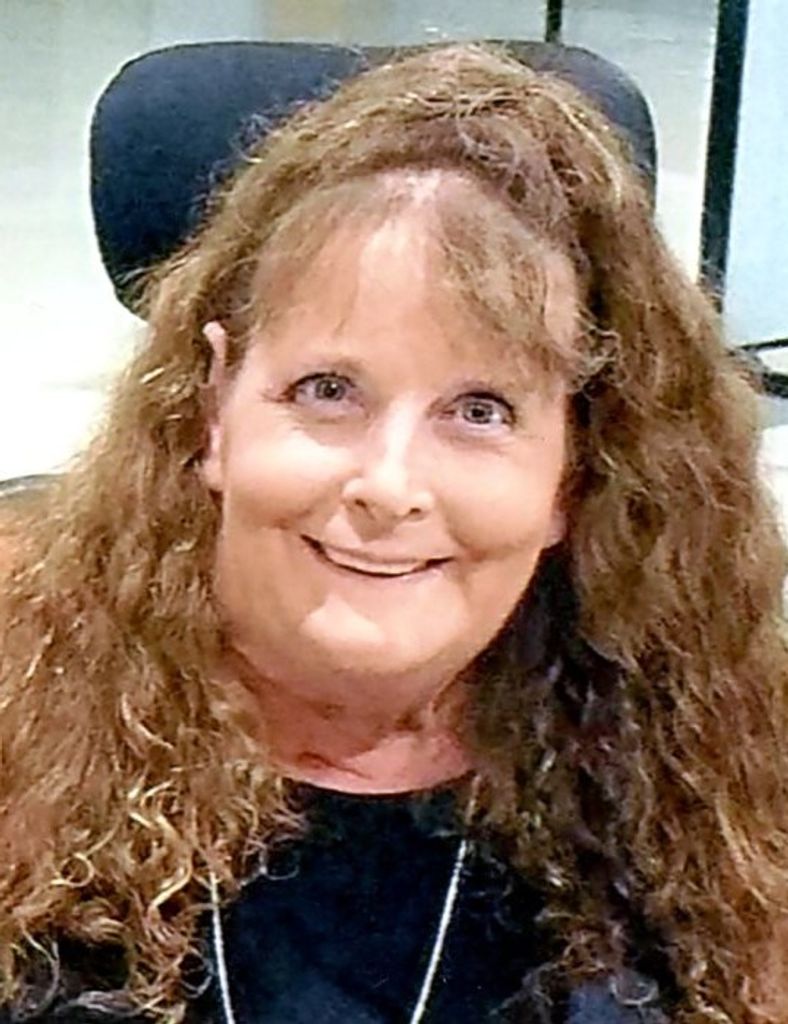 Cynthia "Cindy" (Jones)  Eardensohn